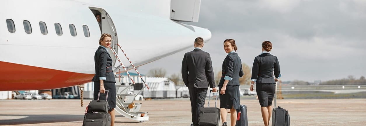 Formación Aeronáutica: Tu Futuro Profesional en el Sector Aéreo