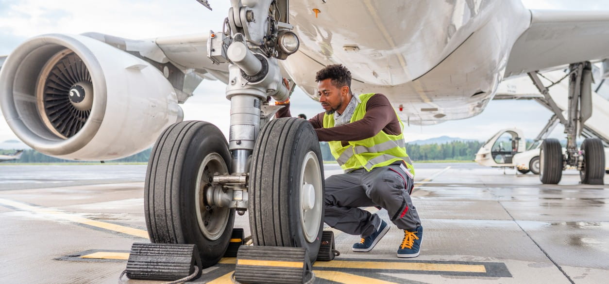 TOA: La Figura Clave del Técnico de Operaciones Aeroportuarias